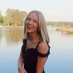 melinda steele - @steeles.deals - Instagram
