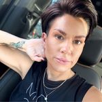 Mallory Ball - @malloryball1987 - Instagram