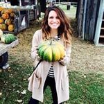 Mallory Mansfield - @theoldisgone - Instagram