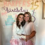 Mallory Nicholson - @mgn.clothes - Instagram