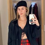 @themalloryroach - Instagram