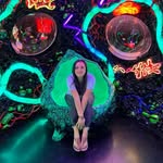 Mallory Holtz - @mallorystarks - Instagram