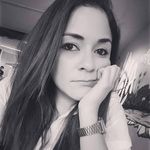 MaLy Reyes - @marevaxx - Instagram