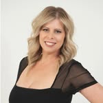 Mandi Davidson - @stylist_mandi - Instagram
