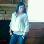 Mandi Mueller - @mmm2.cute - Instagram