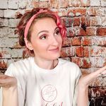 Mandi Robinson - @cakefirst.ca - Instagram