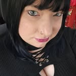 Mandi Weaver - @mochis_mogwai - Instagram