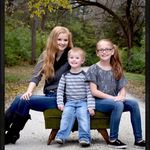 Amanda Alcorn - @beezymom3 - Instagram
