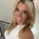 Mandy Allford - @mandyonthedaily - Instagram