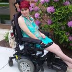 Mandy Burgess - @beautyonwheelzz - Instagram