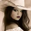 Amanda Ellsworth - @beautifulmandi1213 - TikTok