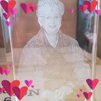 Mandy Holloway - Facebook
