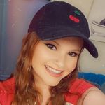 Mandy Marchant - @mandylovespink - Instagram