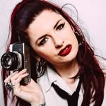 Mandy Morello | Music Photographer & Content Creator - @mandymorellointhepit - Instagram