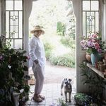 Mandy Reid - @whitecottage_flowers_antiques - Instagram