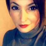 Mandy Stone - @mandy.stone.5477 - Instagram