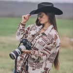 Amanda Yoder - @buckingbuckskinphotography - Instagram