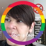 Manon Fuller - @pennymaybe - Instagram