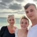 Manon Janssen - Facebook