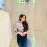 Dr. Mansi (PT) - @mansitalwar___10 - Instagram