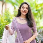 Mansi Zaveri - @mansizaveri231 - Instagram
