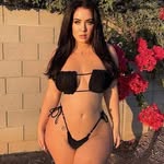 manuela Davidson - @romuald749 - Instagram