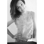 Manuela Groves - @alertexib - Instagram