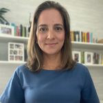 Manuela Jones | Mindfulness - Singing Bowl - @manujones.mindful - Instagram