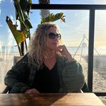 Manuela Jones Dittrich - @jonesdittrich - Instagram