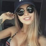 Manuela Menezes Gruthzman - @manuelaswan - Instagram