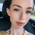 Mara Cook - @panic.queen - Instagram
