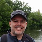 Marc Lindsay - @papatalon76 - Instagram