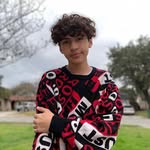𝖆𝖒𝖆𝖓𝖉𝖆 - @marcmangos - Instagram