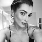 Marcela Moschetta | Stylist - @marcela.moschetta - Instagram