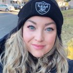 Marci - @marcihartart - Instagram