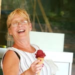 Margaret Bevan - @v16bev - Instagram