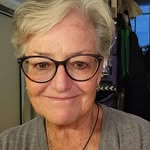 Margaret Niles - @maggiewalksdogs - Instagram