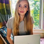 Margaret Robert - @maggie_robertz - Instagram