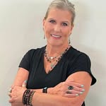 Margaret Easley - @winabew671 - Instagram