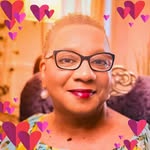 Margie Lawrence - @comfy_casuals - Instagram