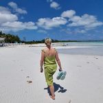 Margot Jones - @margotjones41 - Instagram