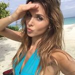 Margot Levy - @margot11111 - Instagram