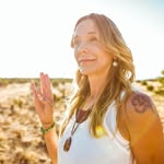 Mari Dew - @maridewyoga - Instagram