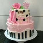 Bolos decorados - @mariaalbuquerque33 - Instagram