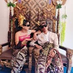 Kadek Meri - Facebook