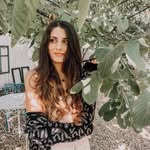 Maria Cosanzeana - @mariacosanzeana - Instagram