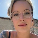 Maria Dave - Facebook