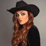 Maria Kanellis - @mariakanellis - Instagram