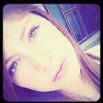 Maria Montecinos - @ellaesfeliz - Instagram