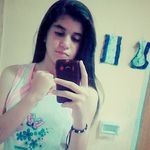 Maria Revilla - @mariare_13 - Instagram